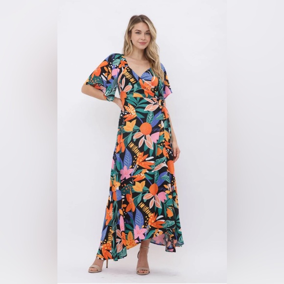 FORE Dresses & Skirts - FORE NWT Morgan Tropical Floral Maxi | Size M